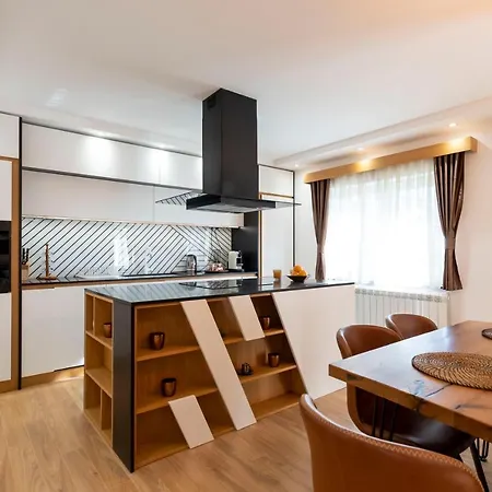 1-bedroom With Balcony *