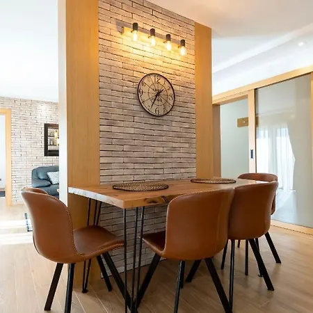 1-bedroom With Balcony Apartman Ledine