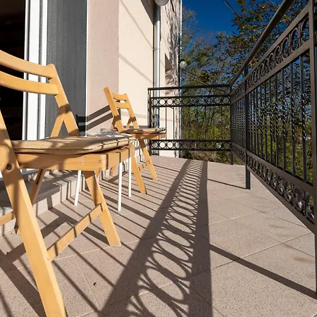 Apartman 1-bedroom With Balcony Ledine